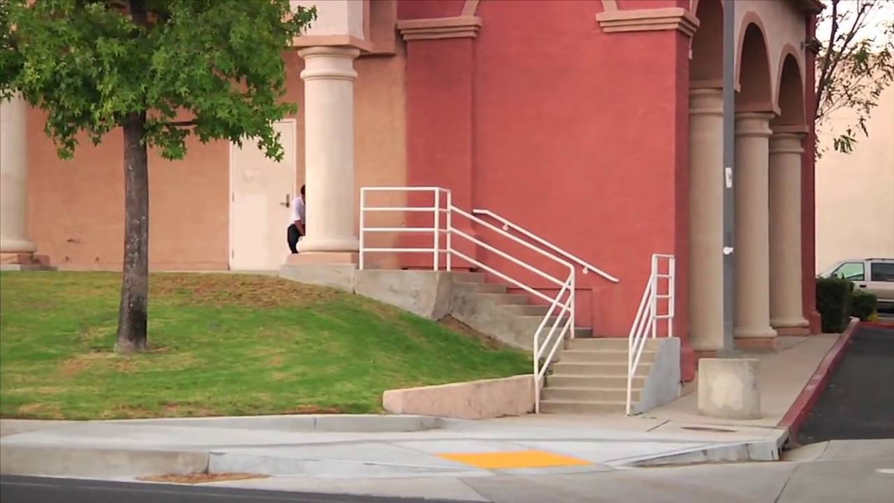VG- Kickflip over Obstacle