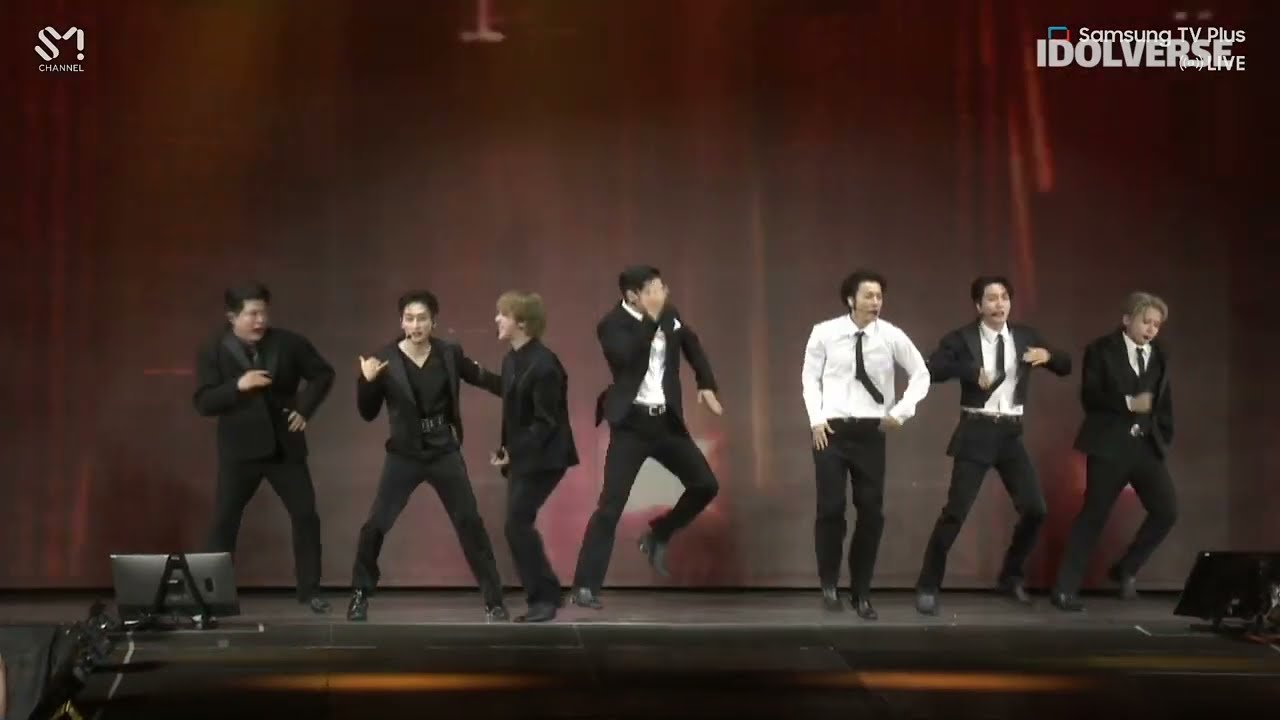 110525 SMTOWN LIVE @ LA - SUPER JUNIOR BLACK SUIT