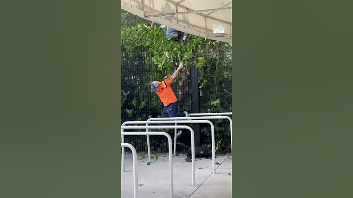 📹 Colombian fans find a way to sneak into the Copa América Final between Argentina and Colombia ⚽️