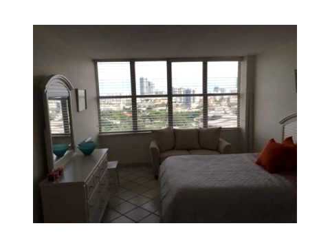 1059 Collins Ave, Miami Beach, FL home video tour