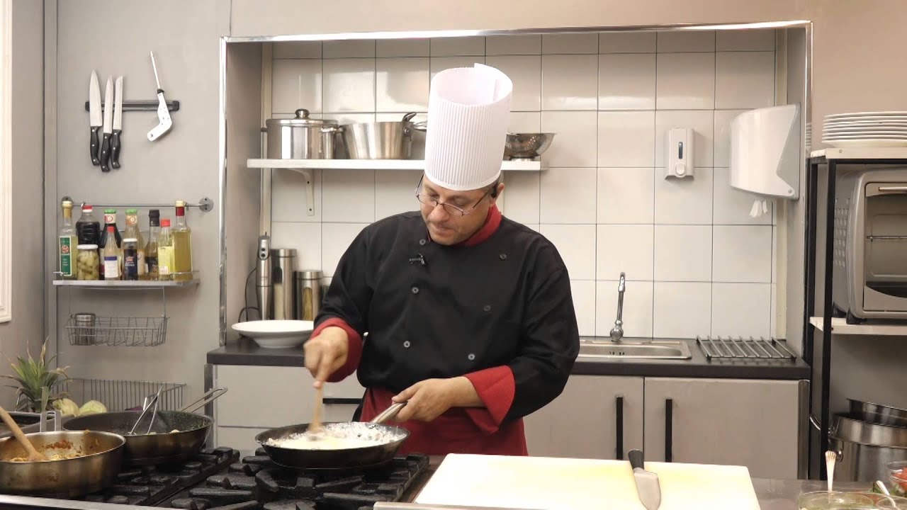 مكرونة اسباجيتي بصوص بولينز و مكرونة بصوص بيستو مع اسماعيل محرم فى أطباق الخمس نجوم (الجزء الثانى)