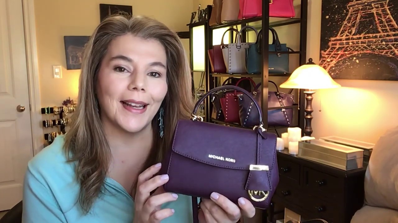 Michael Kors Ava medium & mini Ava Review and what's in my bag in