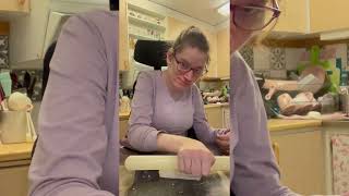 Vlogg Jag Påskpysslar Och Gymmar.