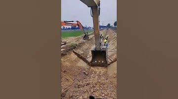 It is very convenient to dig trenches with this machine