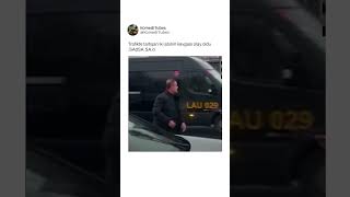 Kanguru Gi̇bi̇ Kavga Edi̇yorlar