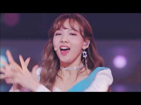 TWICE트와이스 Candy Pop TWICE Showcase Live Tour 2018 Candy Pop 1080p