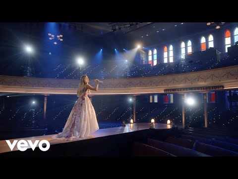 Carrie Underwood – How Great Thou Art (Official Performance Video)