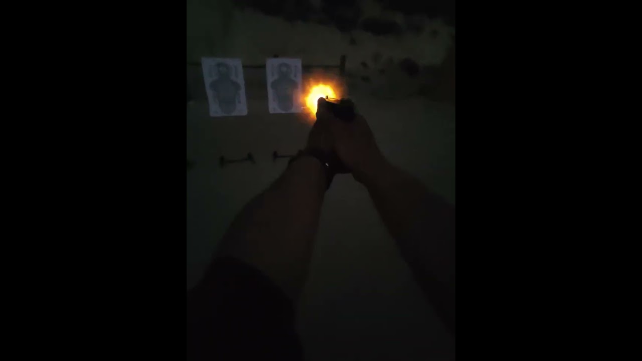 Glock 19 @ Dusk 