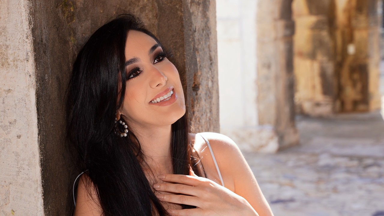 MARINA ELALI — DEUS CHEGOU (CLIPE OFICIAL)