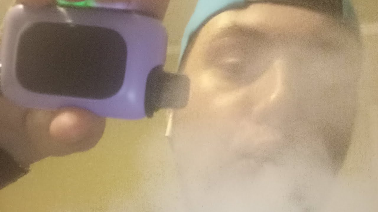 Insta bar Sakura grape vape review