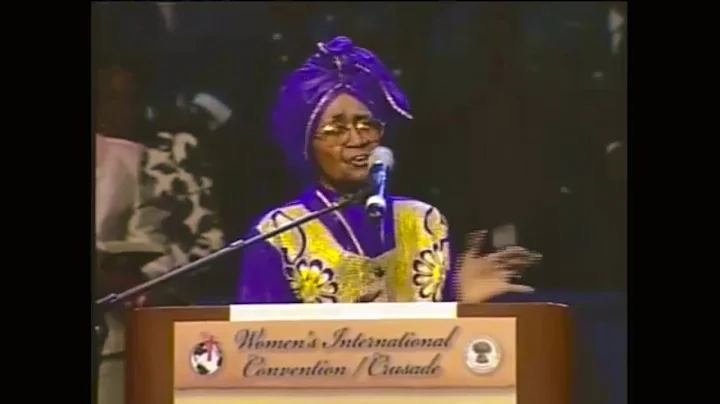 COGIC Giant The Late Mother Pearl Page Brown Praying