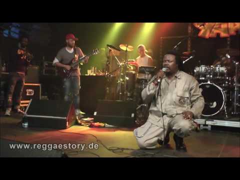 Luciano - 7/8 - It´s Me Again Jah - 17.11.2016 - YAAM Berlin