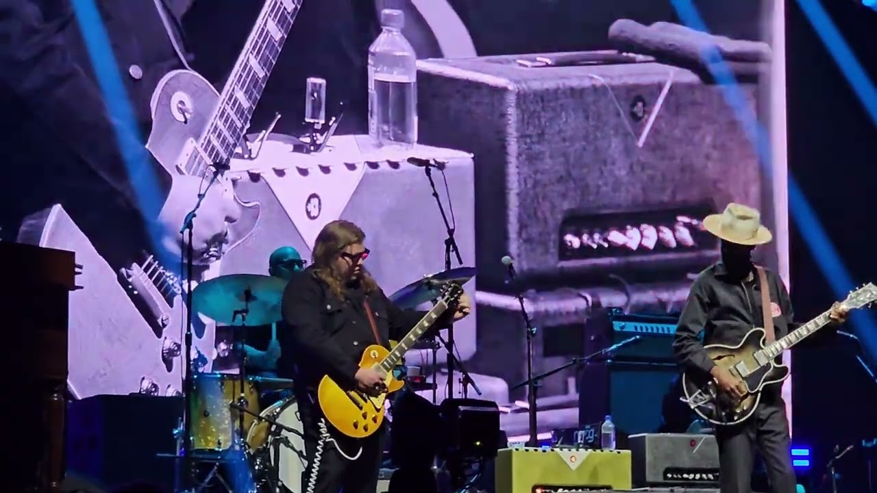 Gary Clark Jr. w/ Marcus King 