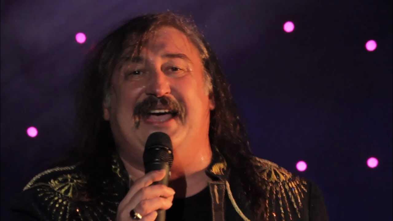 Степан Гіга - "Дорога до храму" 720 HD - YouTube