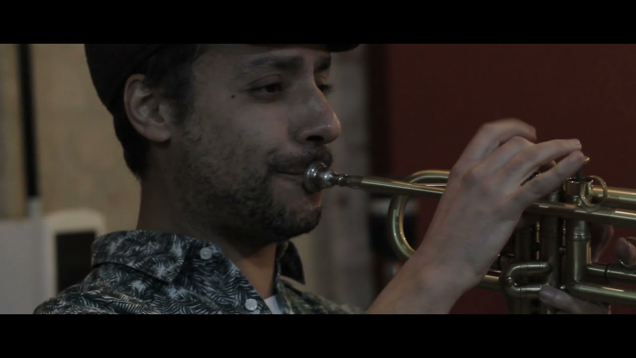 Las Mentas - En la galaxia vecina