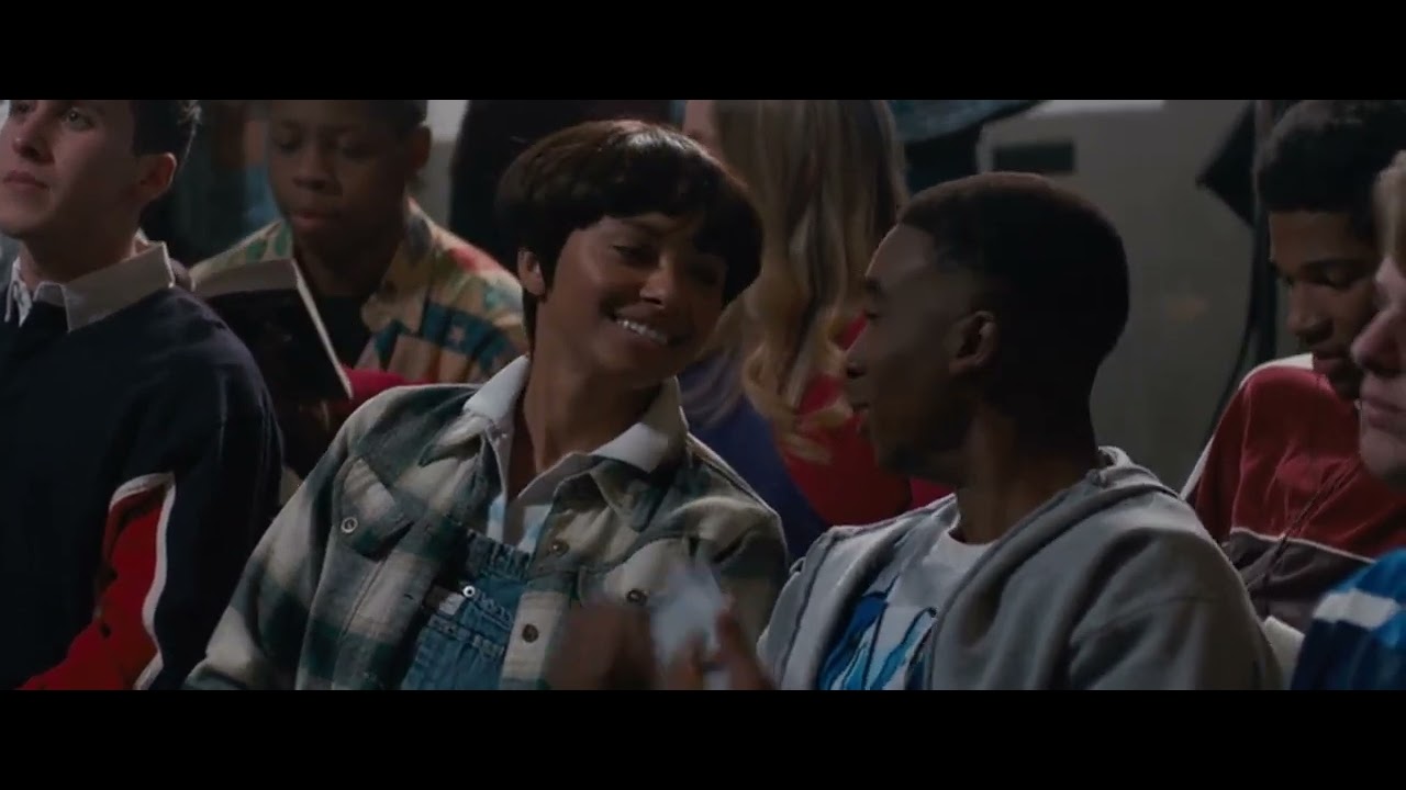 Fascinating All On Eyez On Me Full Movie Gallery