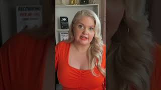 Taylor Swift doesnt seem to be able to maintain genuine friendships & relationships
Full video: Taylor Swift & Travis Kelce Madison Square Garden Wedding: Blake Lively, Karli Kloss PR Relationship https://youtu.be/ikkv0Zq-dj0
We’re talking about the Taylor Swift & Travis Kelce wedding at Madison Square Garden. Also, the guest list including Karli Kloss but NOT Blake Lively or Keleigh Teller, why I’m still convinced this is a PR relationship like other celebrities in fake celebrity couples, how Taylor Swift is capitalist Barbie and becoming the new Kim Kardashian, how Elizabeth Taylor inspiring Taylor Swift & Travis Kelce’s wedding is a red flag, and more!
#taylorswift #traviskelce #wedding #madisonsquaregarden #karlikloss #blakelivelyscandal #kimkardashian #elizabethtaylor #redflags #redflag #redflagsindating #kanyewest #kanye #celebritycouple Z#celebritydrama #celebrities #jasonkelce #kyliekelce #newheightspodcast #newheights #datingadvice #relationshipadvice #blakelively #mattyhealy #joealwyn
Books...
Dark Feminine Energy Guided Journal https://www.amazon.com/dp/B0CKR8V7QF
Recovering Pick Me Girl Guided Journal https://www.amazon.com/dp/B0DHCH4QB8 Taylor Swift doesnt seem to be able to maintain genuine friendships & relationships