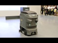 業務用ロボット床洗浄機「KIRA B 50」の実働風景