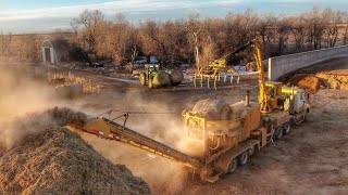 600+ HP Machine Grinding Hay