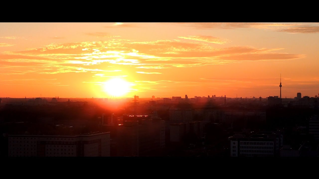 Sonnenuntergang über Berlin - Sunset over Berlin
