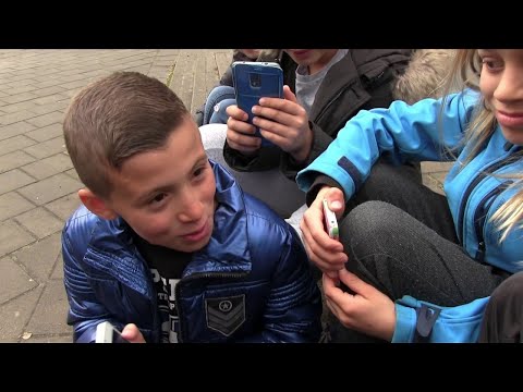 Video: Pesten! Ouders Luiden Alarm