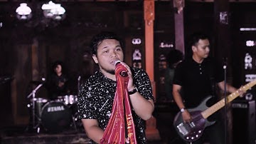 Plato Ginting - Tedeh (Live & Right)