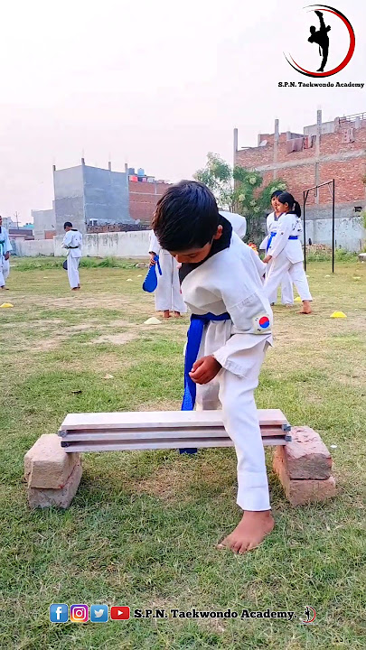 😱4 Years old💥Taekwondo😈 breaking #shorts #spntkd #viral🔥