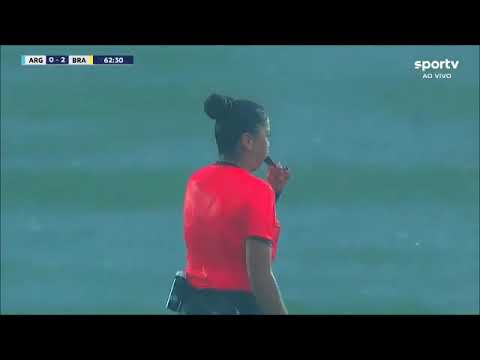 CONMEBOL SUDAMERICANO SUB 20 Lluvia y jugadoras mojadas (Heavy Rain and Female Players fully soaked)