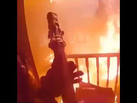 اخماد الحريق بسرعة فائقة من قبل رجل إطفاء الحرائق Fire اكسبلور Fire Fighter Shorts