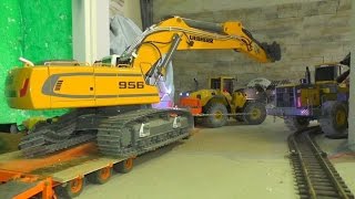 RC CONSTRUCTION SITE , THE 959 EXCAVATOR  HAVE A ACCIDENT