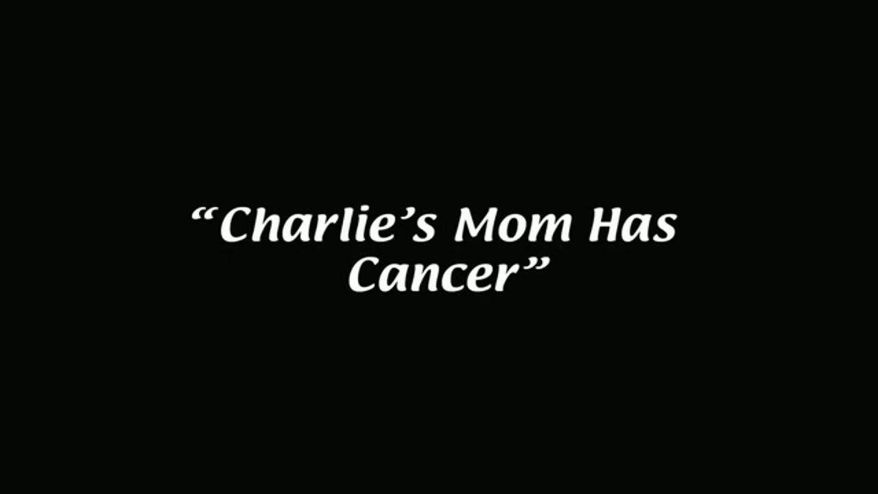 "Charlie's Mom Has Cancer": IASIP Cold Open