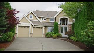 1494 26th Ave NE, Issaquah, WA,98029. Listed by Krista Mehr