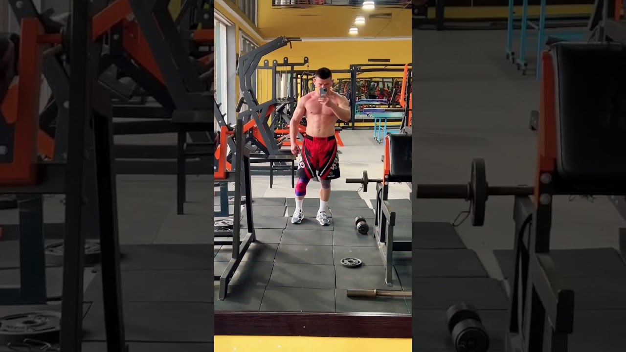 Сравните мои видео заметно да что нормально набрал массу 🤷🏻