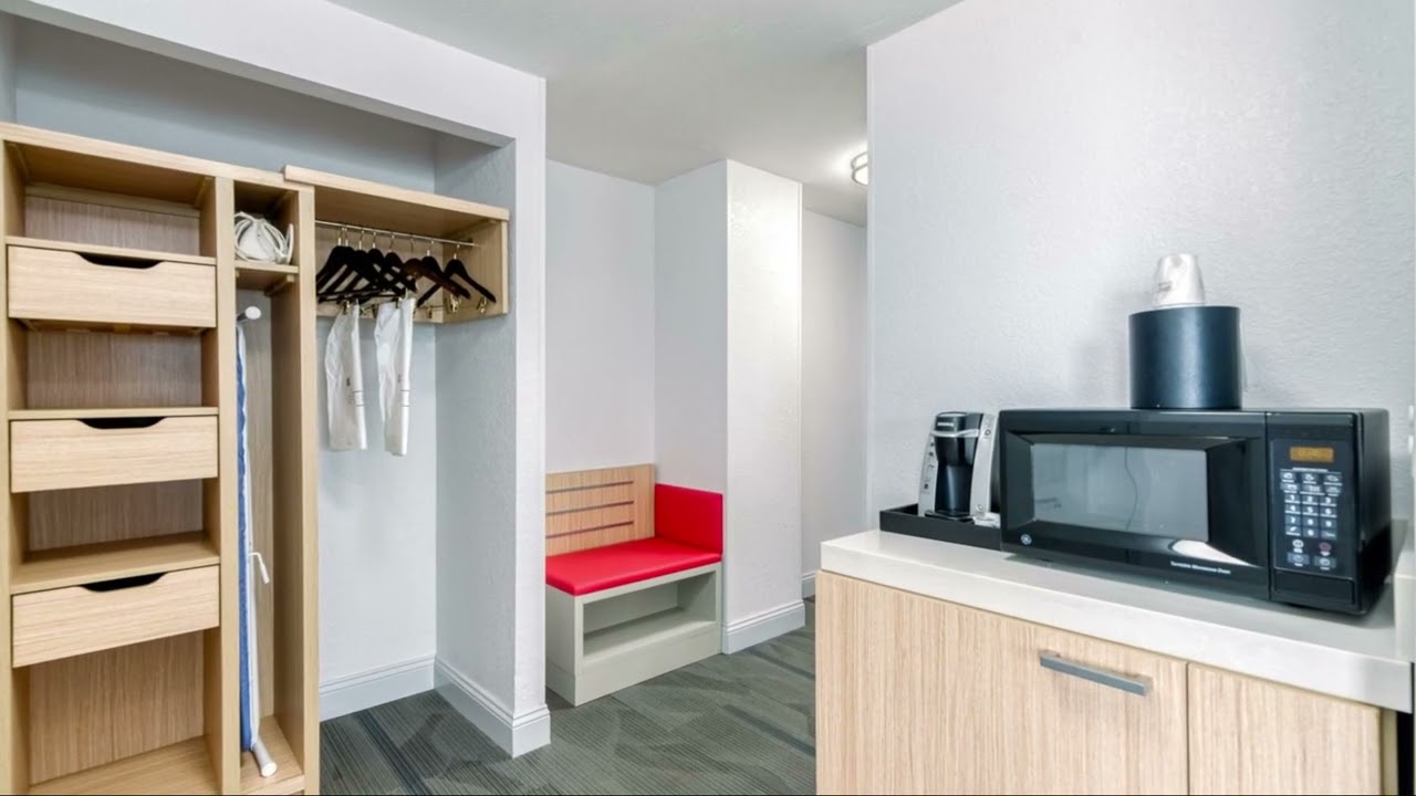 🏖️ Hilton Garden Inn Outer Banks – Beachfront Comfort in Kitty Hawk, NC