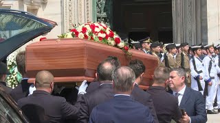 Le cercueil de Silvio Berlusconi arrive à la cathédrale de Milan | AFP Images