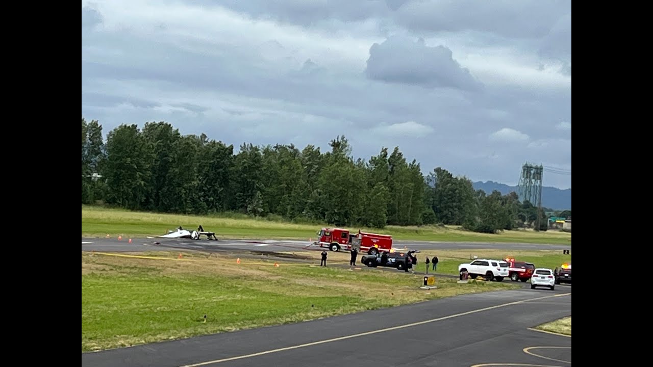 Pilot killed in small plane crash at Pearson Field Airport in Vancouver ...
