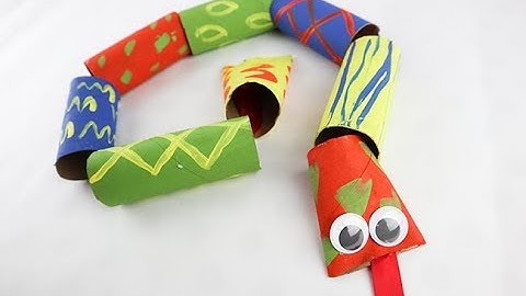 Easy Kids Craft  - Toilet Paper Roll Snakes