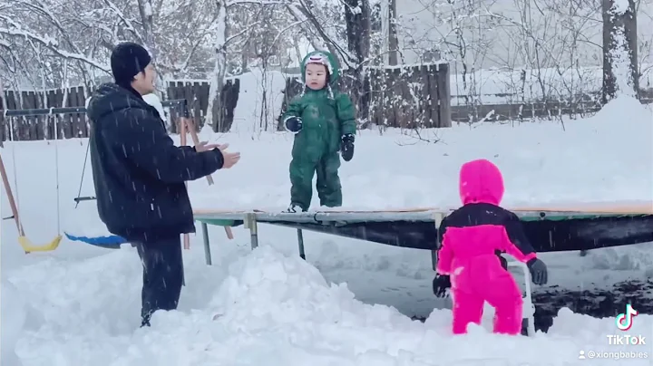 Daddys little tricks. #jumping #toddlerlife #snowday