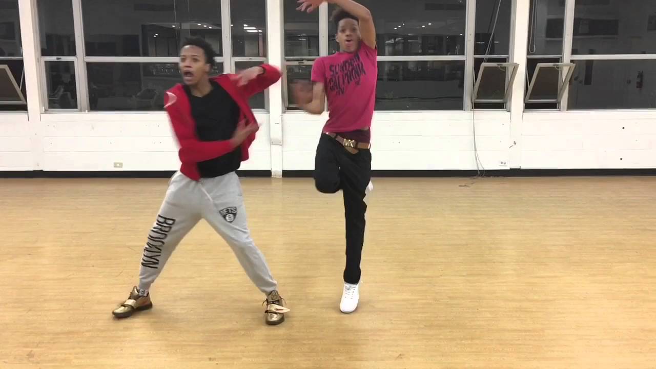 Lightskins Vs. Darkskins! 