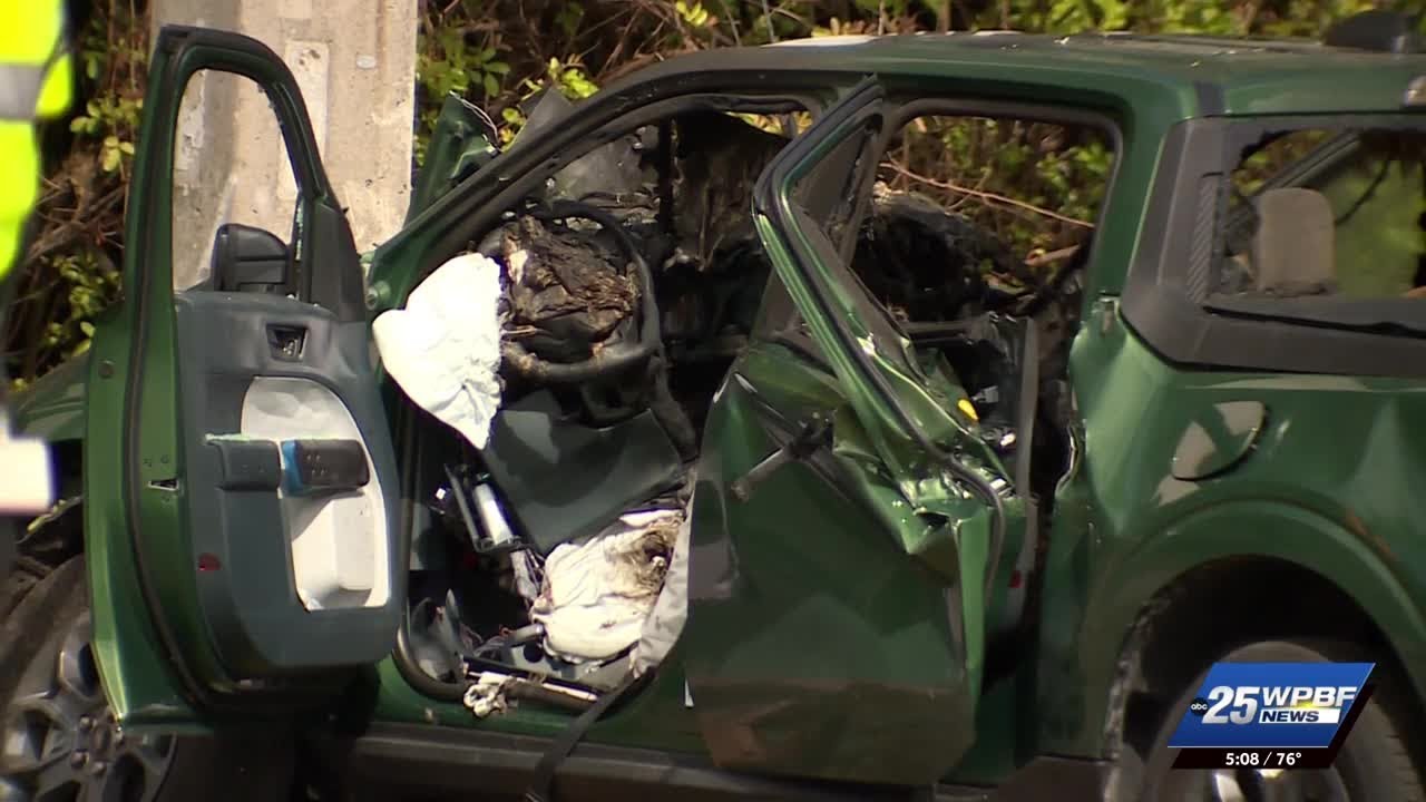 3 sent to hospital after vehicle crash in West Palm Beach