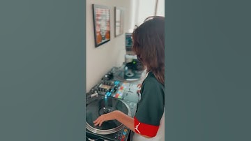Thumbnail of Freestyle scratch by Dj Michelle 🎚️🔥 #djmichelle  #scratchdj #scratch