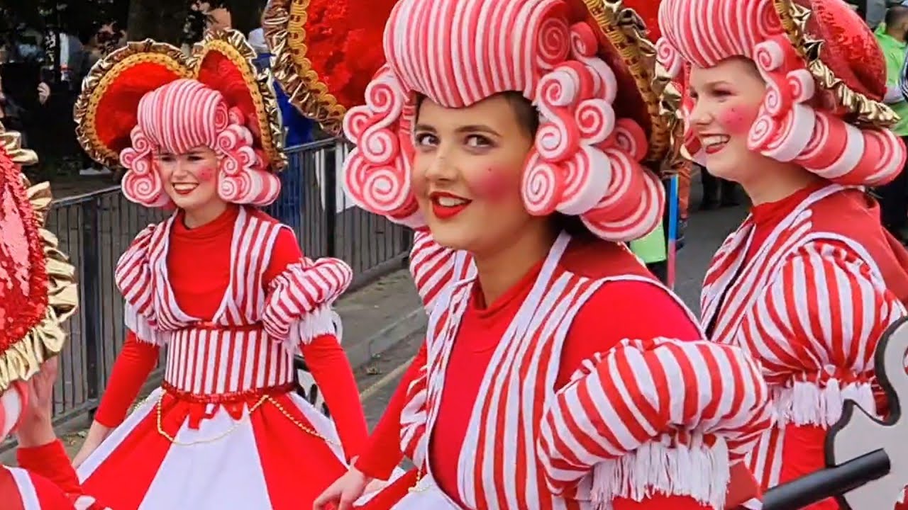 Manchester Parade 2022, Every Float, Every Detail (4K) - YouTube