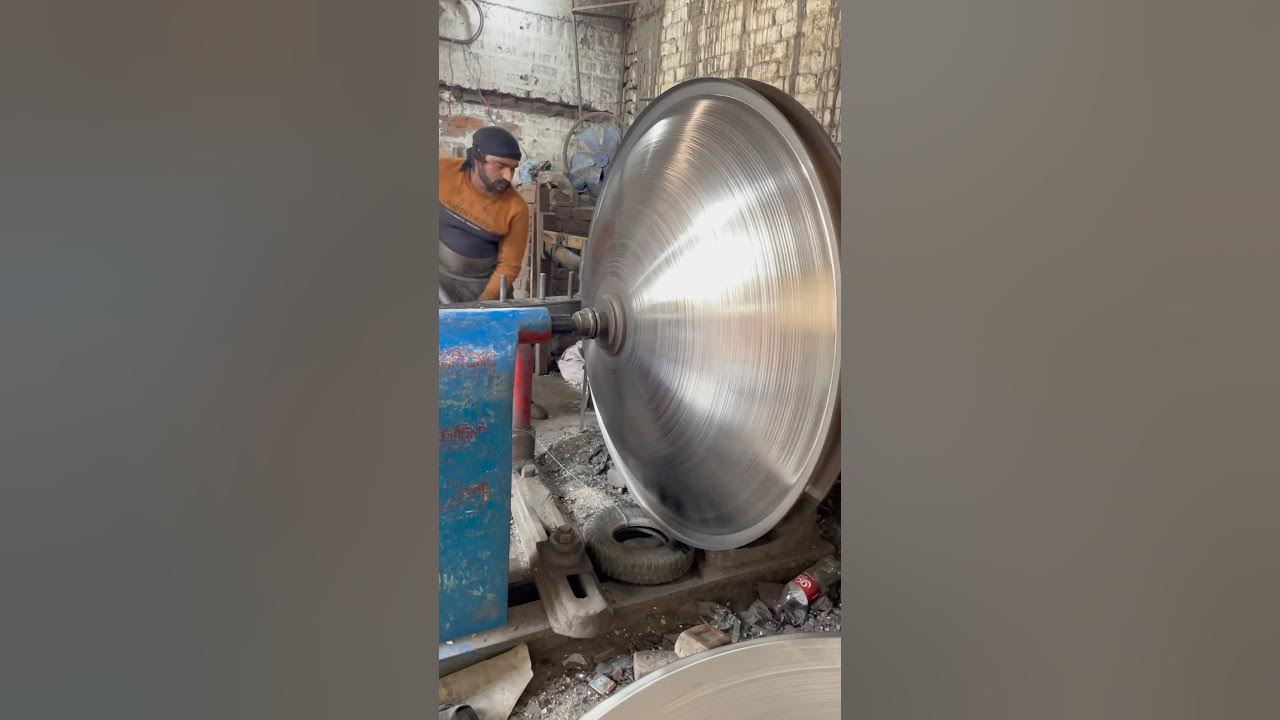 Stainless steel dish making a man antenna signals unitedstate viral