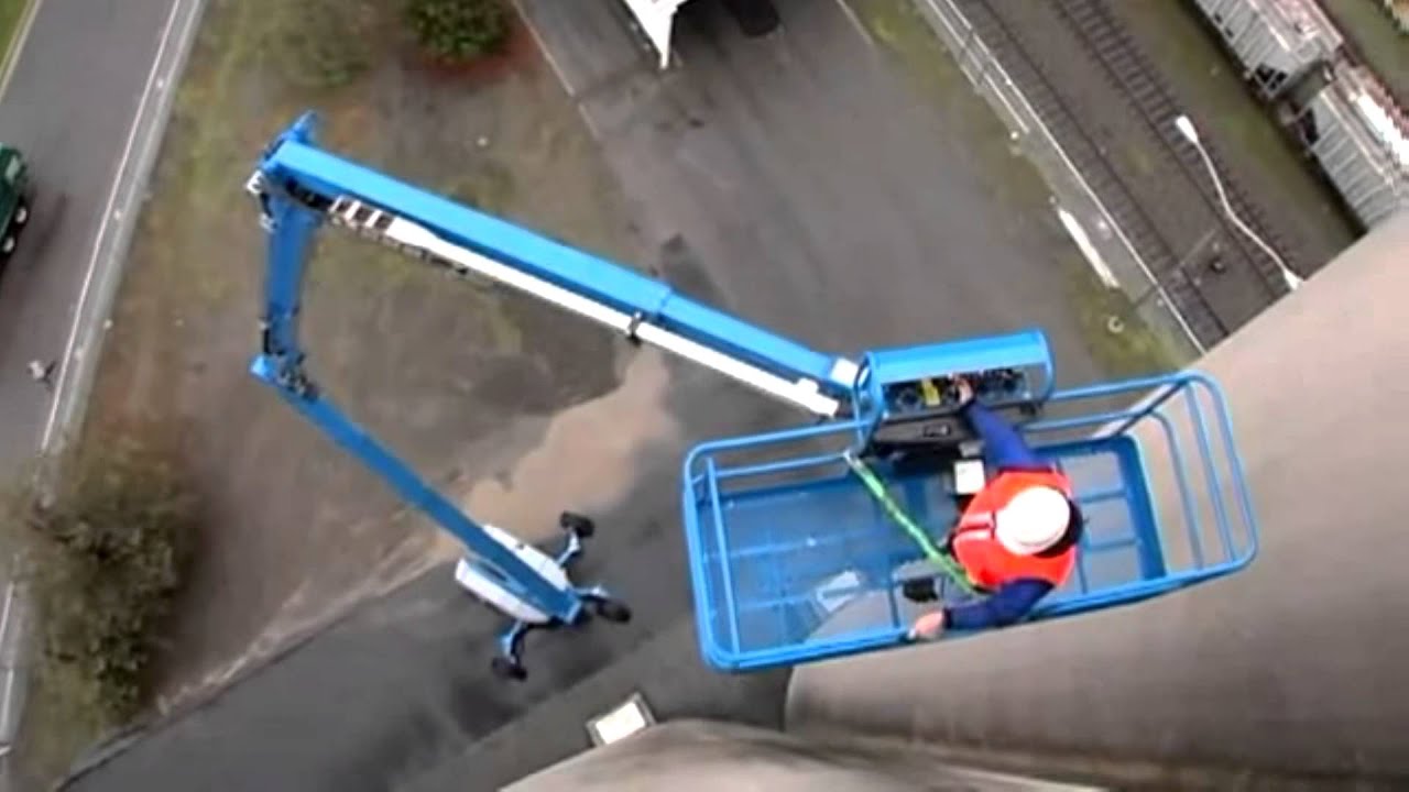 HI REACH CALL NOW ON 01375 383735