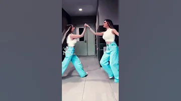 ضليك معي على موت بنتين 