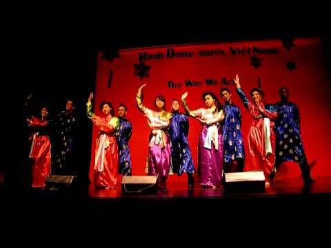 DVN 2011 "Trong Com" Traditional Guy Girl