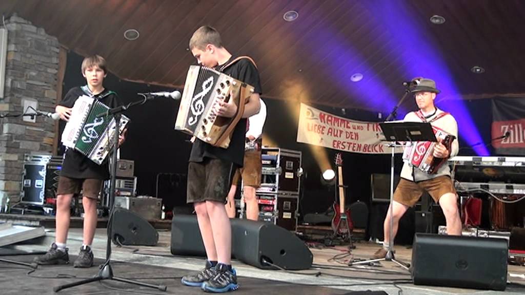 Zillertaler Mander & Söhne im Frühshoppen Zell am Ziller