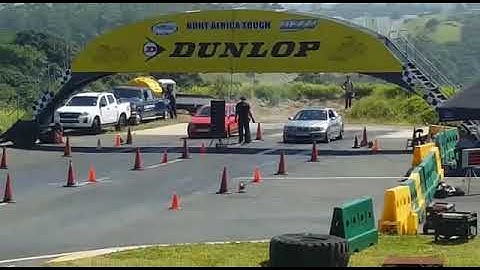 runx rsi jimmys towlines vs M3 e46 @ dezzi race way