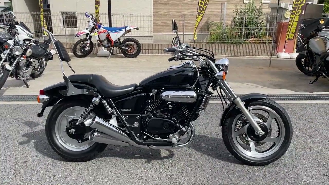 マグナ(Vツインマグナ)/ホンダ 最終モデル バックレストシーシーバー マグナ(Vツインマグナ)/ホンダ 最終モデル バックレストシーシーバー
