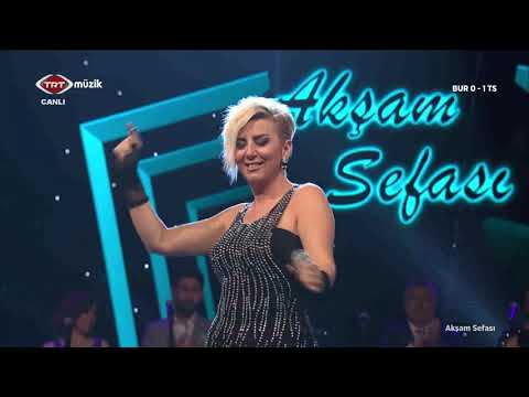 Bahçada mış mış AYŞE EKİZ